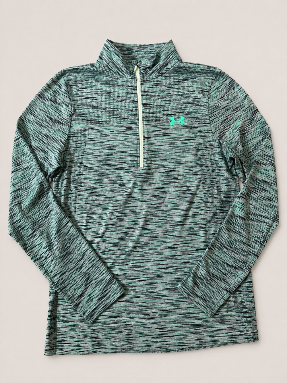 Under Armour Women’s Medium Fitted 1/4 Zip Pullover Green Space Dye Athletic Top